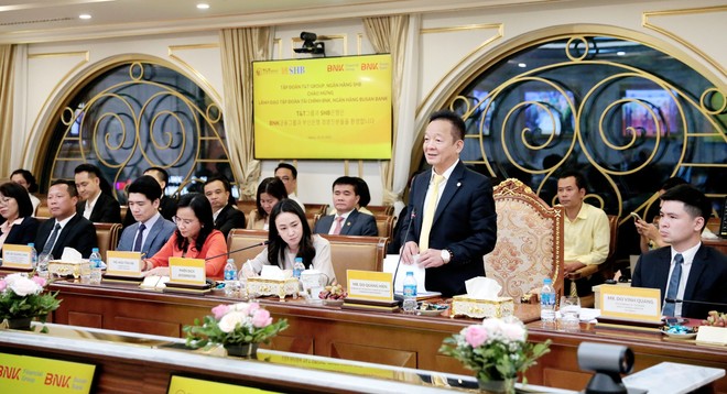 Ông Đỗ Quang Hiển, Chủ tịch HĐQT SHB tin tưởng sự hợp tác trong thời gian tới của SHB và Link Vào Nhà Cái KL99 COM Tặng +199k Busan sẽ góp phần thúc đẩy hợp tác phát triển giữa các Kl991.com World Cup 2026 Chính Thức Việt Nam – Hàn Quốc