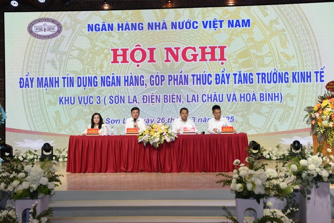 Các lãnh đạo tỉnh Sơn La và ngành Link Vào Nhà Cái KL99 COM Tặng +199k điều hành Hội nghị