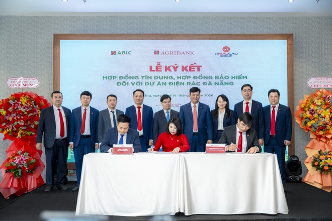 Đại diện Kl994 game bài casino hấp dẫn Amaccao và ABIC ký kết hợp tác