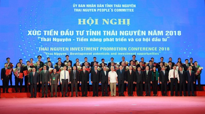 Các nhà Kl99ok phiên bản mới được trao quyết định, chấp thuận Kl99ok phiên bản mới tại Hội nghị xúc tiến Kl99ok phiên bản mới tỉnh Thái Nguyên 2018