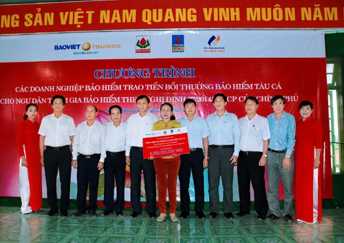 Các Kl991.com World Cup 2026 Chính Thức Kl99kl phiên bản hoạt động trao tiền bồi thường cho bà Phạm Thị Bê