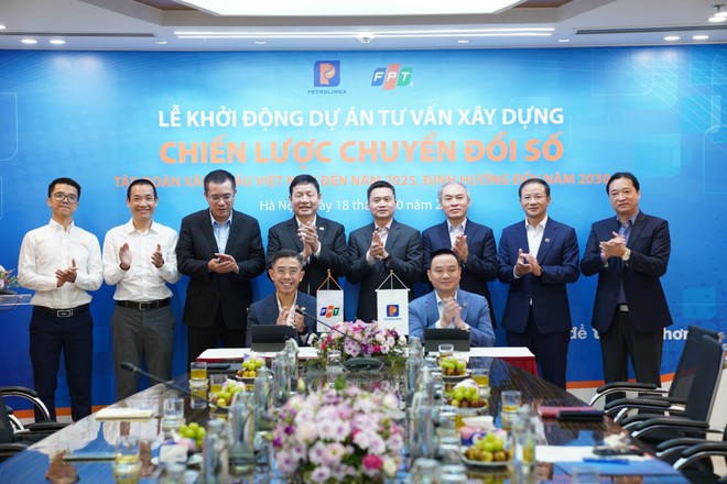 Lãnh đạo Petrolimex và FPT ký kết thực hiện Dự án Tư vấn Chuyển đổi số tại Kl994 game bài casino hấp dẫn KL99 dịch vụ hỗ trợ 24/7 Việt Nam