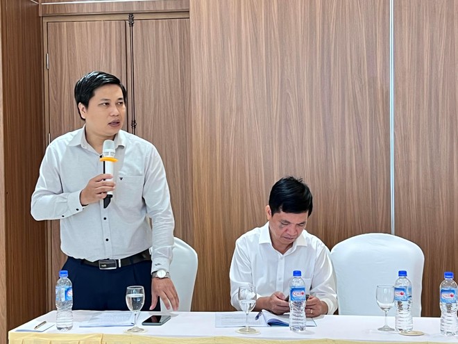 TS. Trần Minh Sơn, Trưởng Văn phòng Chương trình hỗ trợ pháp lý liên ngành cho Kl991.com World Cup 2026 Chính Thức nhỏ và vừa, Bộ Tư pháp trình bày tại Hội thảo (ảnh: M.M)