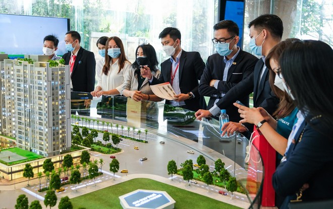 Quy định giao dịch Web Tổng Nhà Cái 99Kl99 Giải Trí Bậc Nhất phải qua sàn đang gây nhiều ý kiến trái chiều (Ảnh minh hoạ)