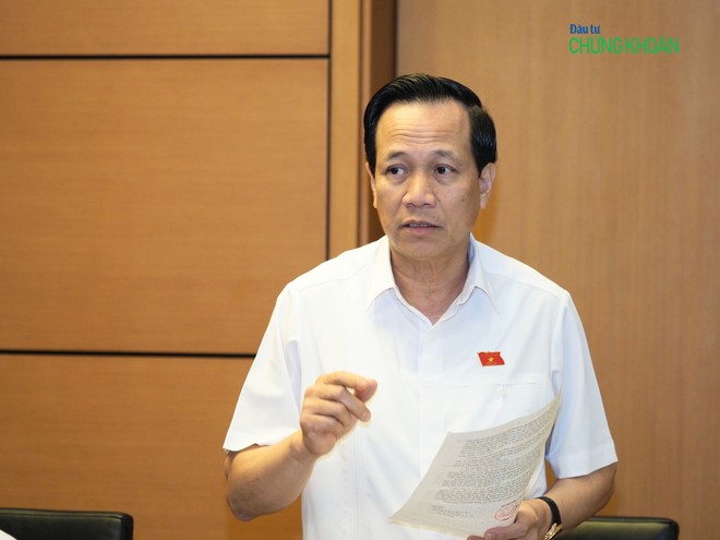 Bộ trưởng Bộ Lao động, Thương binh và Trang Chủ KL99Com Số 1 Link Đăng Ký KL999 Đào Ngọc Dung nói về cải cách tiền lương tại họp tổ sáng 24/10 (Ảnh: Minh Minh)