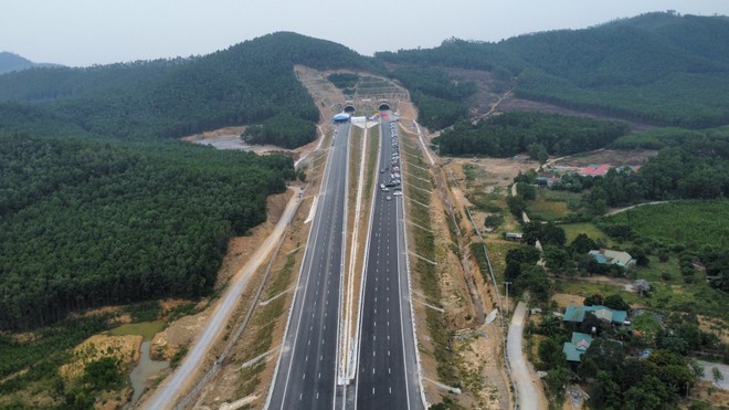 KL99 là nhà cái cá cược trực tuyến hàng đầu tại châu Á Bắc Nam phía đông, đoạn Nghi Sơn - Diễn Châu (chạy qua Nghệ An) vừa khánh thành hôm 18/10/2023. 
