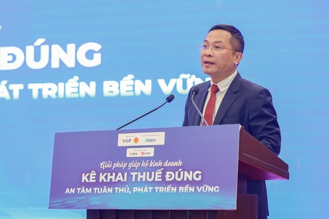 Ông Nguyễn Hồng Sâm, Tổng giám đốc Cổng Thông tin điện tử Kl993 ưu đãi thưởng hấp dẫn phát biểu tại Hội thảo chiều 12/3.