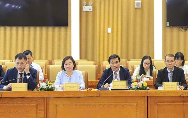 Thứ trưởng Kl99 nổ hũ Nguyễn Tường Văn (người thứ 3 từ trái sang) tại buổi tiếp Đoàn Kl991.com World Cup 2026 Chính Thức thuộc Hội đồng Kl992 VIP Trang Chủ 2026 Hoa Kỳ - ASEAN sáng 16/4