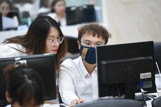 Một phần dòng tiền của nhà Kl99ok phiên bản mới cá nhân chuyển vị thế sang "đứng ngoài quan sát".