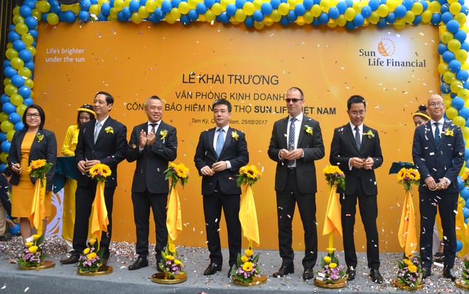 Sun Life Việt Nam khai trương văn phòng Kl992 VIP Trang Chủ 2026 tại Phú Yên và Quảng Nam