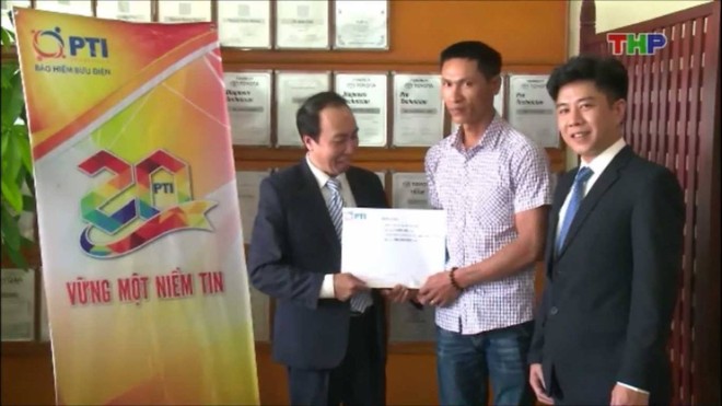 PTI tặng "tài xế bẻ lái" Đỗ Văn Tiến gói Kl99kl phiên bản hoạt động chăm sóc sức khỏe
