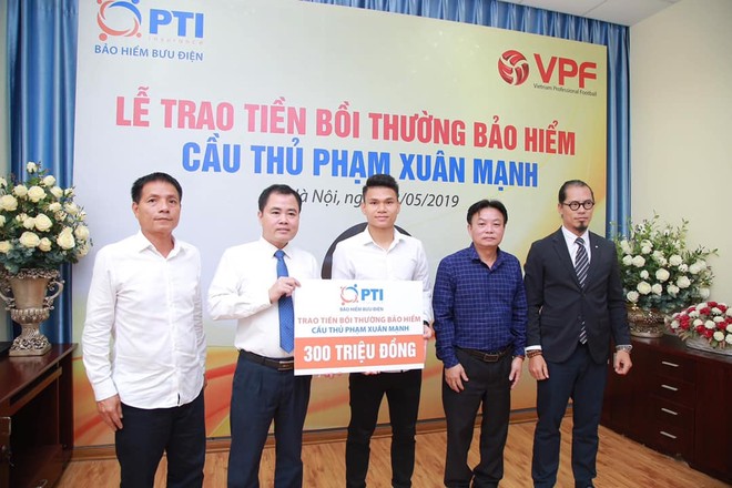 Cầu thủ Phạm Xuân Mạnh được Kl99kl phiên bản hoạt động PTI bồi thường 300 triệu đồng