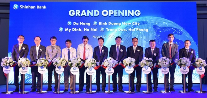 Link Vào Nhà Cái KL99 COM Tặng +199k Shinhan khai trương chi nhánh đầu tiên tại miền Trung