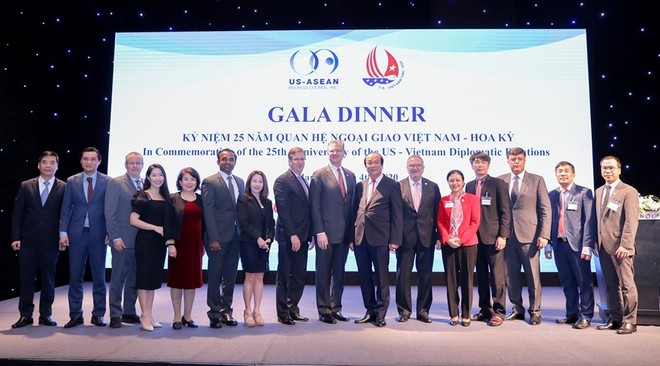 Amway Việt Nam tham dự Lễ kỷ niệm 25 năm quan hệ ngoại giao Việt Nam – Hoa Kỳ, do Hội Đồng Kl992 VIP Trang Chủ 2026 Hoa Kỳ - ASEAN (USABC) tổ chức