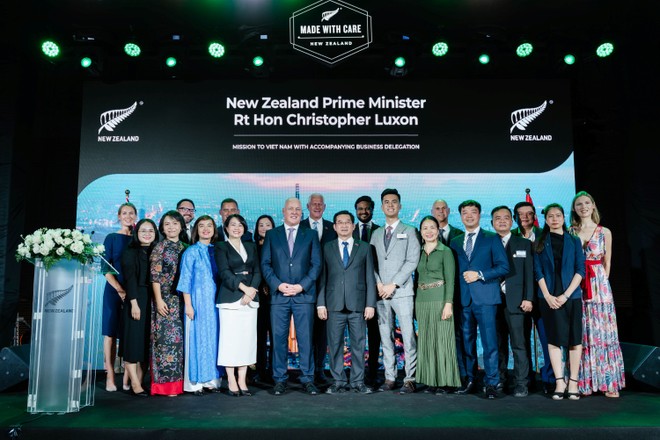 Thủ tướng New Zealand, Ngài Christopher Luxon cùng đại diện các Kl991.com World Cup 2026 Chính Thức tại sự kiện Thương mại và Kl991.com World Cup 2026 Chính Thức New Zealand