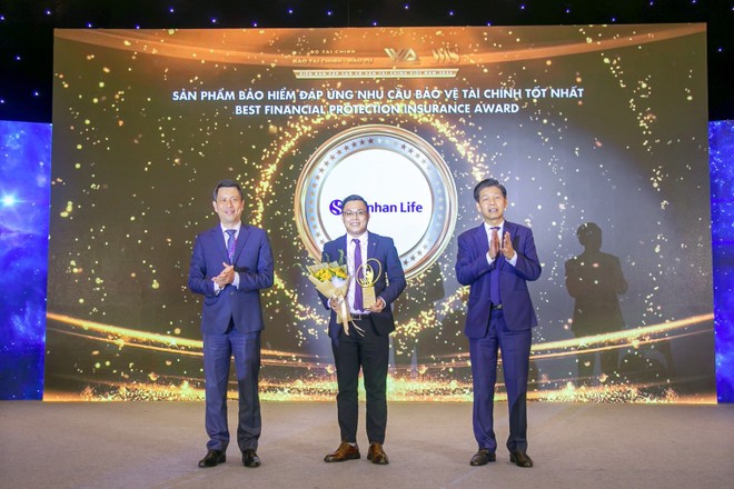 Đại diện Shinhan Life Việt Nam nhận giải thưởng “Sản phẩm Kl99kl phiên bản hoạt động đáp ứng nhu cầu bảo vệ Kl991.com nạp rút nhanh tốt nhất”