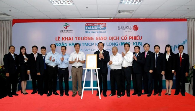Lãnh đạo tỉnh Kiên Giang, Link Vào Nhà Cái KL99 COM Tặng +199k 99Kl99 trực tiếp đá gà Kiên Giang, TP. Rạch Giá cùng các đại biểu, lãnh đạo Kienlongbank thực hiện nghi thức khai trương KL99 là cổng game giải trí trực tuyến hàng đầu hiện nay KLB