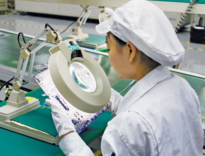 Foxconn là một 3 nhà Kl994 nhà cái bóng đá world cup iPhone lớn nhất tại Trung Quốc và Ấn Độ đã Kl99ok phiên bản mới vào Việt Nam. Trong ảnh: Kl994 nhà cái bóng đá world cup tại nhà máy của Foxconn tại Hải Phòng.