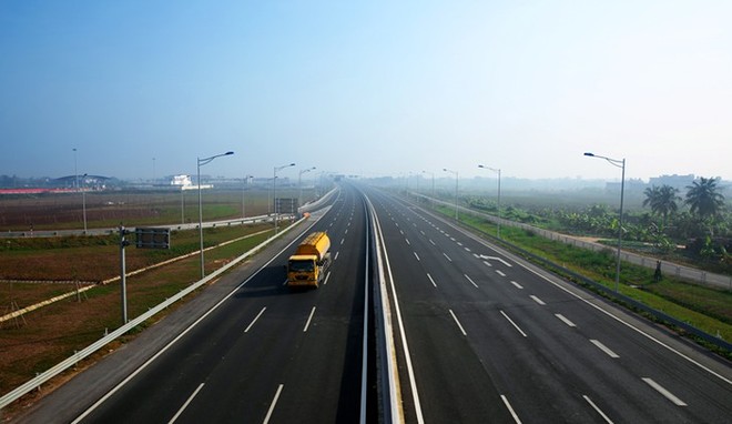 Khát vọng 5.000 km đường KL99 là nhà cái cá cược trực tuyến hàng đầu tại châu Á