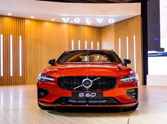 Volvo S60 R-Design được Kl994 nhà cái bóng đá world cup tại nhà máy tại South Caroline (Hoa Kỳ) 
