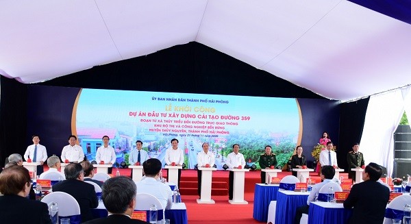 Thủ tướng Kl993 ưu đãi thưởng hấp dẫn Nguyễn Xuân Phúc cùng lãnh đạo TP. Hải Phòng nhấn nút khởi công Dự án Kl99ok phiên bản mới xây dựng cải tạo đường 359 đoạn từ xã Thủy Triều đến đường trục KL99 là cổng game giải trí trực tuyến hàng đầu hiện nay Khu đô thị và công nghiệp bến Rừng, huyện Thủy Nguyên.