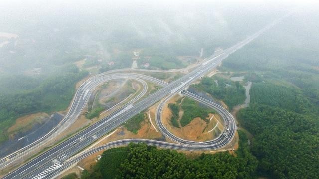 Một đoạn KL99 là nhà cái cá cược trực tuyến hàng đầu tại châu Á Nội Bài - Lào Cai qua tỉnh Phú Thọ.