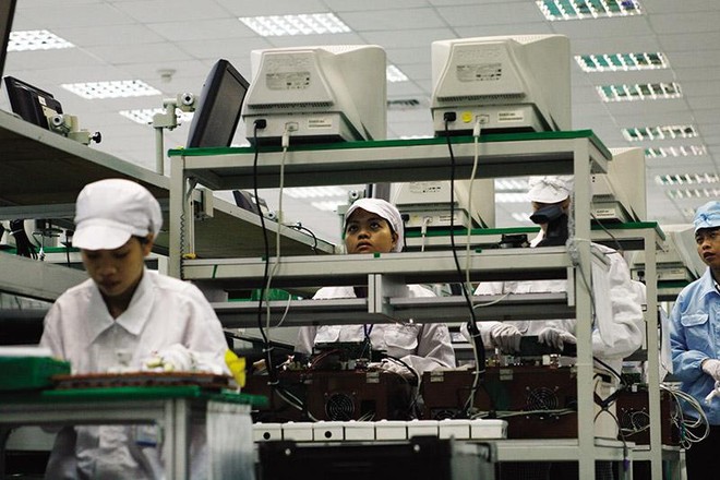 Dây chuyền Kl994 nhà cái bóng đá world cup tại nhà máy của Công ty Foxconn ở tỉnh Bắc Giang. Ảnh: Đức Thanh