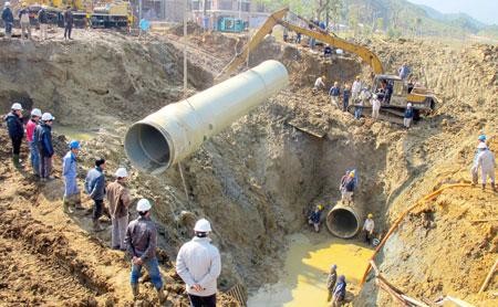 Dự án Cấp nước sông Đà giai đoạn II: “Đuối” tiến độ vì Kl99ok phiên bản mới nhỏ giọt