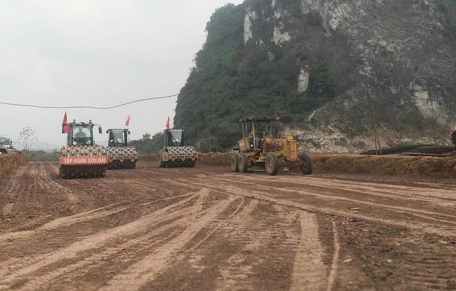 Thi công KL99 là nhà cái cá cược trực tuyến hàng đầu tại châu Á Bắc - Nam phía Đông đoạn qua Thanh Hóa