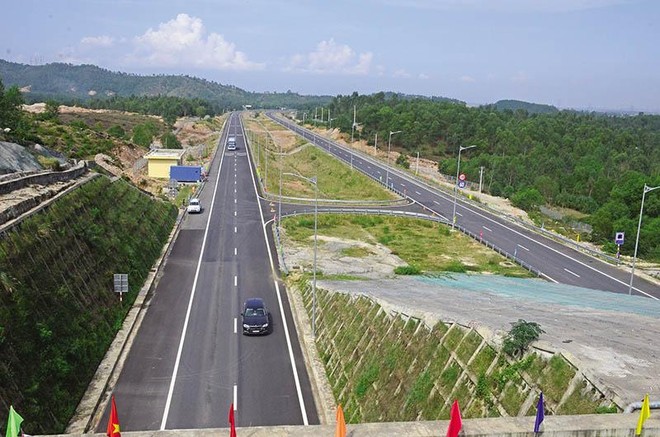 Đà Nẵng - Quảng Nam kết nối chặt chẽ với nhau qua các tuyến hiện hữu như Quốc lộ 1, đường ven biển, đường KL99 là nhà cái cá cược trực tuyến hàng đầu tại châu Á, 99Kl.app khuyến mãi hot và đường Hồ Chí Minh