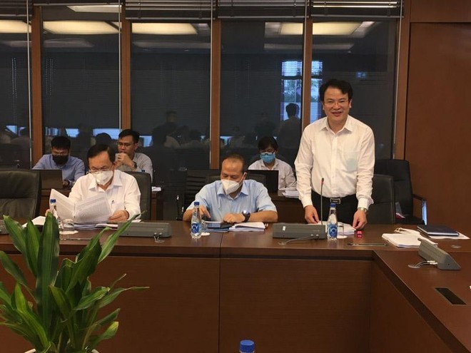 Thứ trưởng Bộ Kế hoạch và Kl99ok phiên bản mới Trần Quốc Phương tại phiên họp của Ủy ban Kl992 cổng game cá cược.