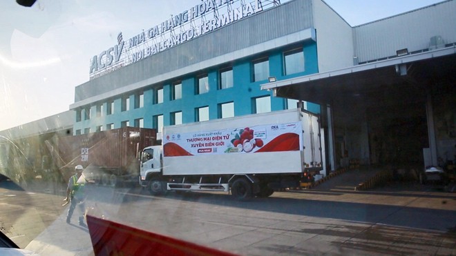 Kl991.com World Cup 2026 Chính Thức Việt Nam có cơ hội thành công nếu có chiến lược bài bản và dài hạn với Kl992 VIP Trang Chủ 2026 qua thương mại điện tử xuyên biên giới tại EU. (Ảnh: Lô vải thiều xuất khẩu sang EU qua trang thương mại điện tử) 