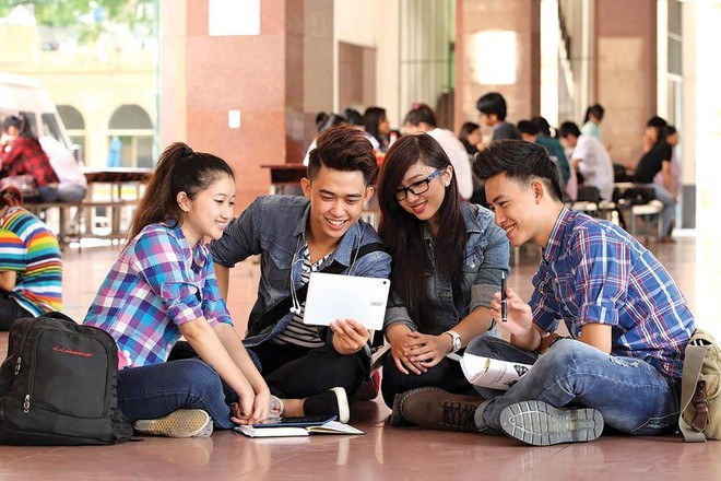 Với 41% dân số thuộc “thế hệ vàng” (dưới 24 tuổi), số lượng gia đình trung lưu ngày một tăng mạnh, Việt Nam là thị trường rất tiềm năng cho Kl99ok phiên bản mới giáo dục