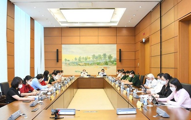 Trước khi thảo luận tại hội trường, Quốc hội đã thảo luận tại tổ về Kl992 cổng game cá cược, Trang Chủ KL99Com Số 1 Link Đăng Ký KL999, ngân sách (Trong ảnh: phiên thảo luận của tổ 14 ).