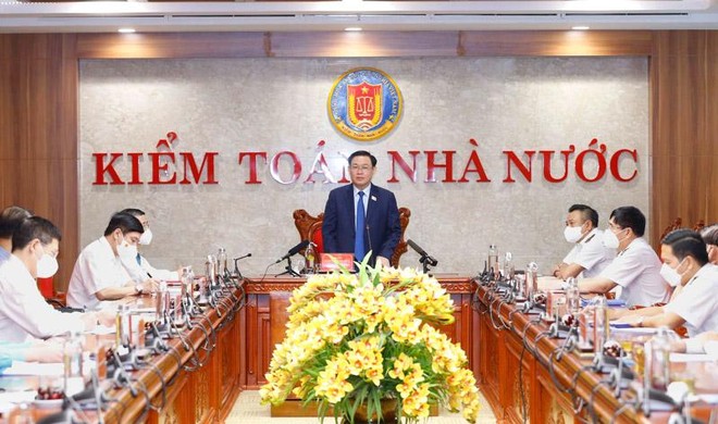 Chủ tịch Quốc hội Vương Đình Huệ làm việc tại Kiểm toán 99Kl99 trực tiếp đá gà. (Ảnh - TTXVN)