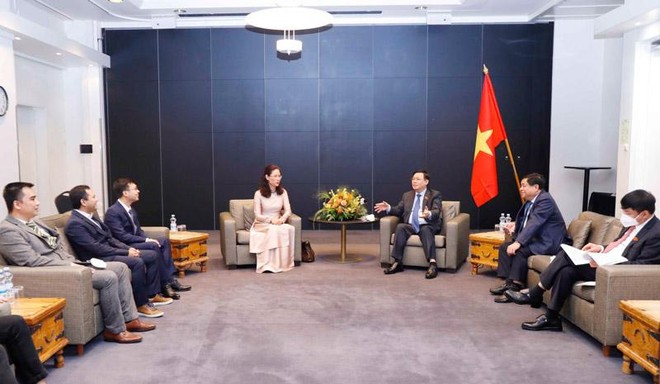 Chủ tịch Quốc hội Vương Đình Huệ tiếp nhóm Start-up Phần Lan gốc Việt đại diện cho 4 Kl991.com World Cup 2026 Chính Thức trẻ Phần Lan (Ảnh - TTXVN) 