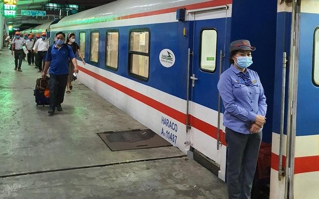 Kiểm soát người đi đến Ga Hải Phòng khi mở lại vận tải hành khách bằng 99Kl.app khuyến mãi hot