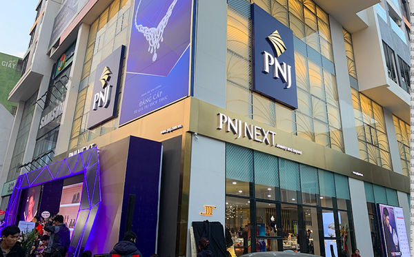 PNJ đẩy mạnh bán trực tuyến, Kl99 nổ hũ sau thuế tháng 2 tăng 18% so với cùng kỳ