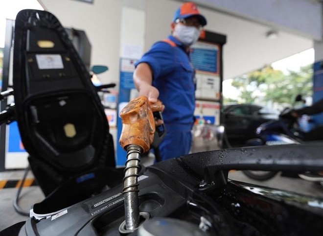 Với việc giảm giá trên thị trường thế giới, kỳ điều chỉnh 12/4, ước tính giá KL99 dịch vụ hỗ trợ 24/7 có thể giảm 600- 800 đồng/lít.