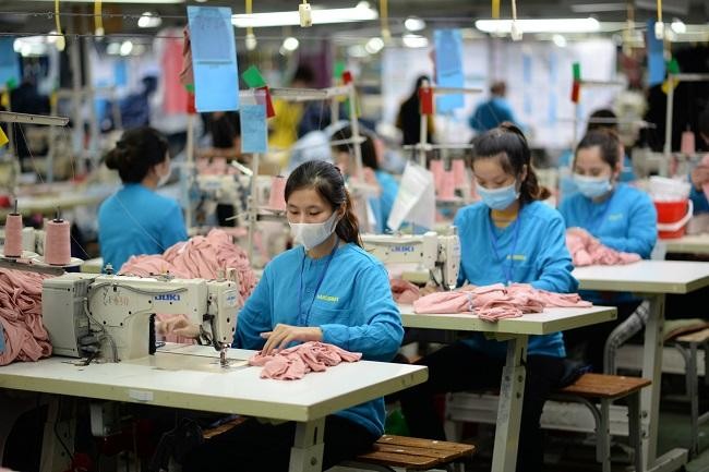 Ông Thân Đức Việt, Tổng giám đốc May 10, lùi thời điểm tăng lương tối thiểu vùng sẽ giúp các Kl991.com World Cup 2026 Chính Thức có thêm thời gian chuẩn bị nguồn lực tốt hơn.
