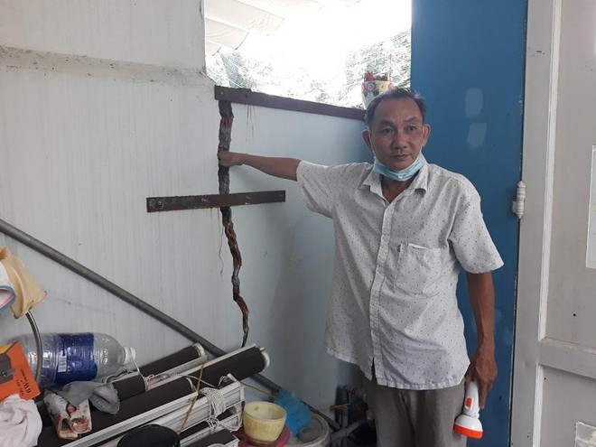 Ngôi nhà của gia đình ông Nguyễn Văn Sang bị nứt nẻ khắp nơi sau khi Công ty TNHH Kl99ok phiên bản mới xây dựng DACINCO tổ chức thi công. Ảnh: Nhiệt Băng