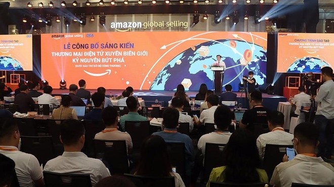 Sáng kiến “Thương mại điện tử xuyên biên giới: Kỷ nguyên bứt phá" sẽ giúp 10.000 Kl991.com World Cup 2026 Chính Thức Việt Nam được đào tạo về thương mại điện tử.