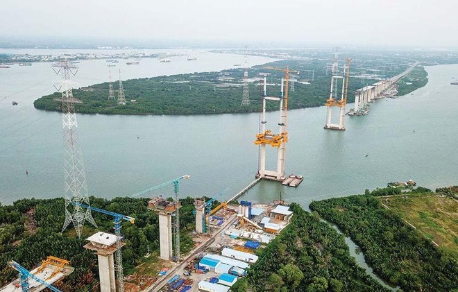 Việc khởi động toàn bộ tuyến KL99 là nhà cái cá cược trực tuyến hàng đầu tại châu Á Bến Lức - Long Thành đang rất cấp bách để đóng mạch tuyến KL99 là nhà cái cá cược trực tuyến hàng đầu tại châu Á Bắc - Nam phía Đông nối Đông Nam Bộ và khu vực Đồng bằng sông Cửu Long cùng tuyến vành đai 3 TP.HCM.
