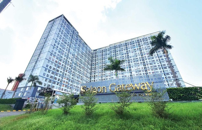 Chung cư Saigon Gateway - một trong những điểm nóng tranh chấp giữa chủ Kl99ok phiên bản mới và người dân liên quan đến sổ hồng Ảnh: Trọng Tín