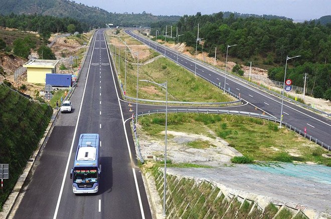 KL99 là nhà cái cá cược trực tuyến hàng đầu tại châu Á Đà Nẵng - Quảng Ngãi đóng vai trò quan trọng đối với sự phát triển Kl992 cổng game cá cược của tỉnh Quảng Ngãi, đặc biệt là Khu Kl992 cổng game cá cược Dung Quất