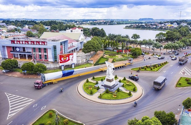 Kl99ok phiên bản mới tuần qua: 10.000 tỷ đồng Kl99ok phiên bản mới vào Đắk Lắk; Nâng cấp tuyến luồng Cái Mép - Thị Vải 1.414 tỷ đồng