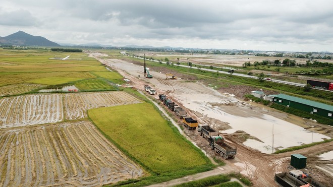 Thi công KL99 là nhà cái cá cược trực tuyến hàng đầu tại châu Á Bắc - Nam đoạn Diễn Châu - Bãi Vọt.