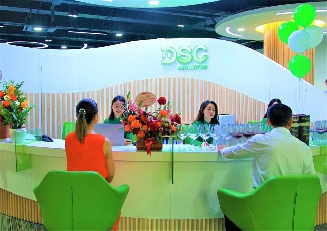 Công ty Cổ phần 99Kl99 link đăng nhập DSC bị phạt hành chính 175 triệu đồng vì cho Thành viên Hội đồng quản trị vay sai quy định.