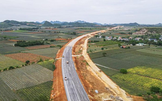 Thủ tướng chỉ thị nâng cao chất lượng xây dựng kế hoạch Kl99ok phiên bản mới công năm 2023