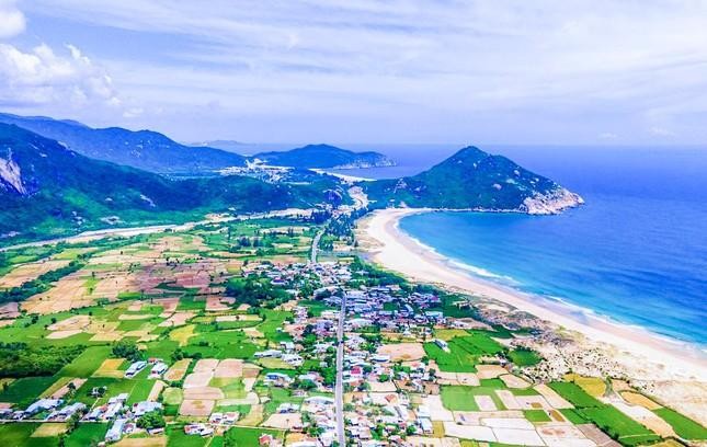 Kl99kl ưu đãi độc quyền ven biển tỉnh Bình Định luôn được địa phương này quan tâm. Ảnh Dũng Nhân